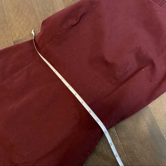 Banana republic midis dress slight slit burgundy - Picture 6 of 11